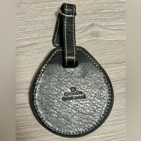 Danier Other - DANIER LEATHER Luggage Tags, Black.
